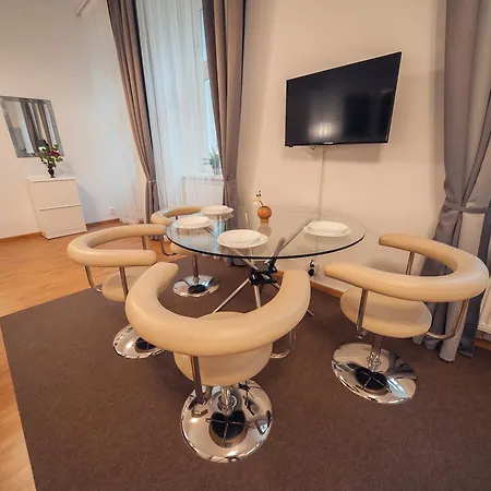 Mojmirova St. Luxury *